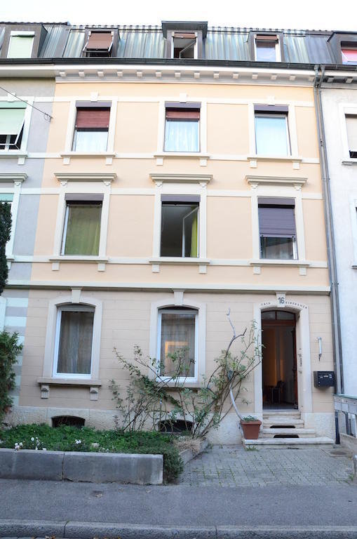 Guesthouse Casa Esperanza Basel Bagian luar foto